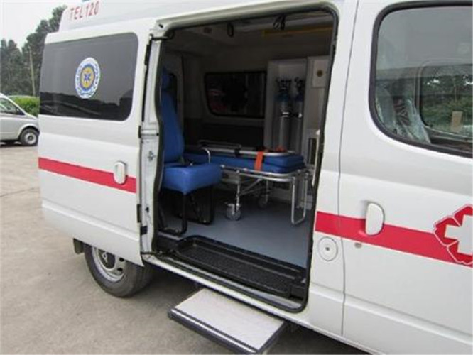 东成镇救护车出租服务案例7