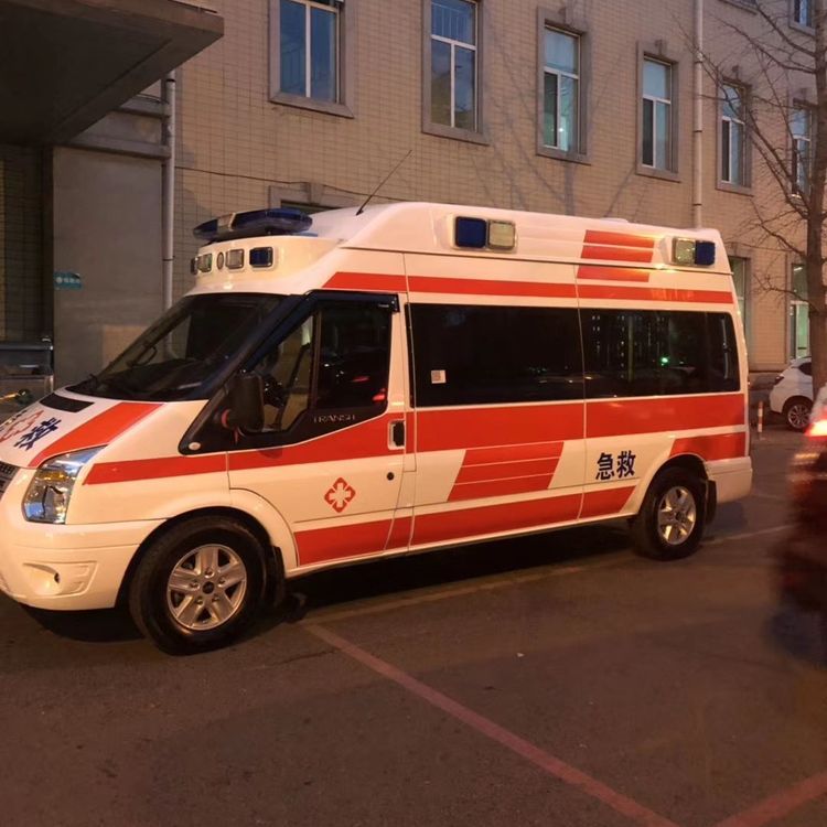 东成镇夜间租赁救护车护送病人转院：安全转运的 8 大核心注意事项